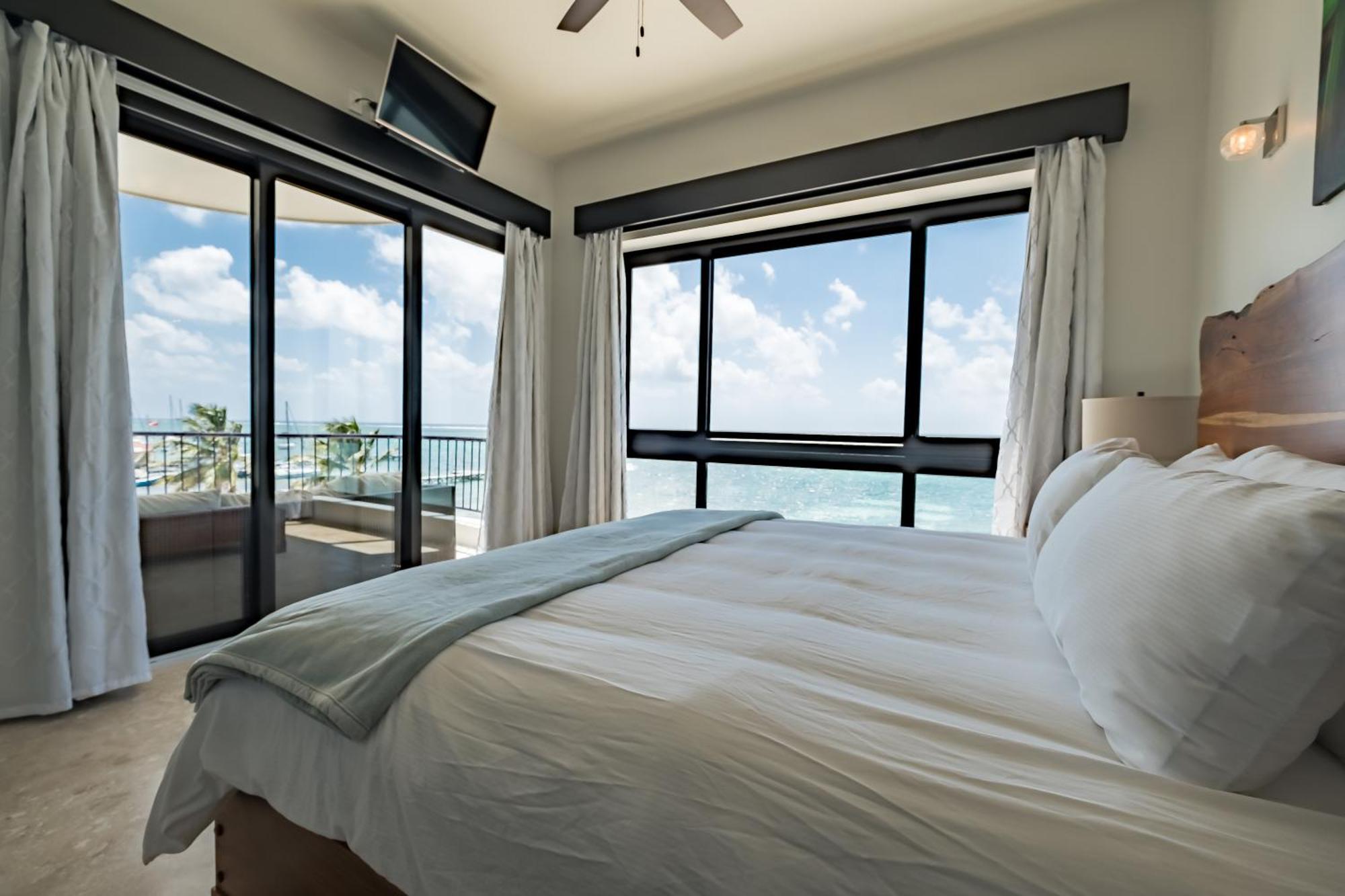 Diamante Beachfront Suites سان بيدرو المظهر الخارجي الصورة