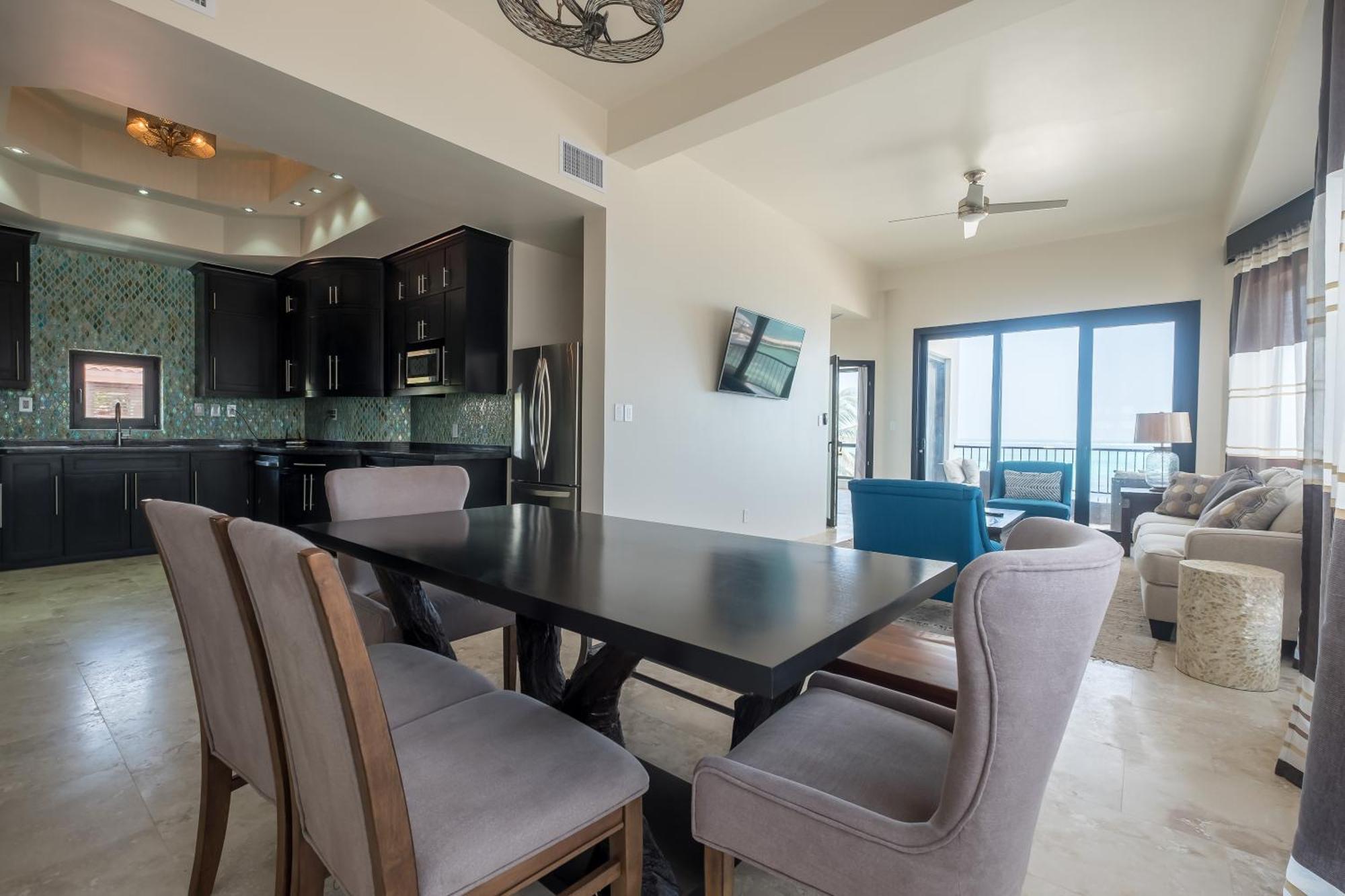 Diamante Beachfront Suites سان بيدرو المظهر الخارجي الصورة