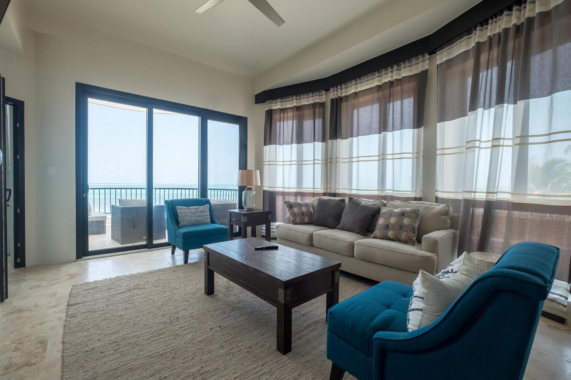 Diamante Beachfront Suites سان بيدرو المظهر الخارجي الصورة