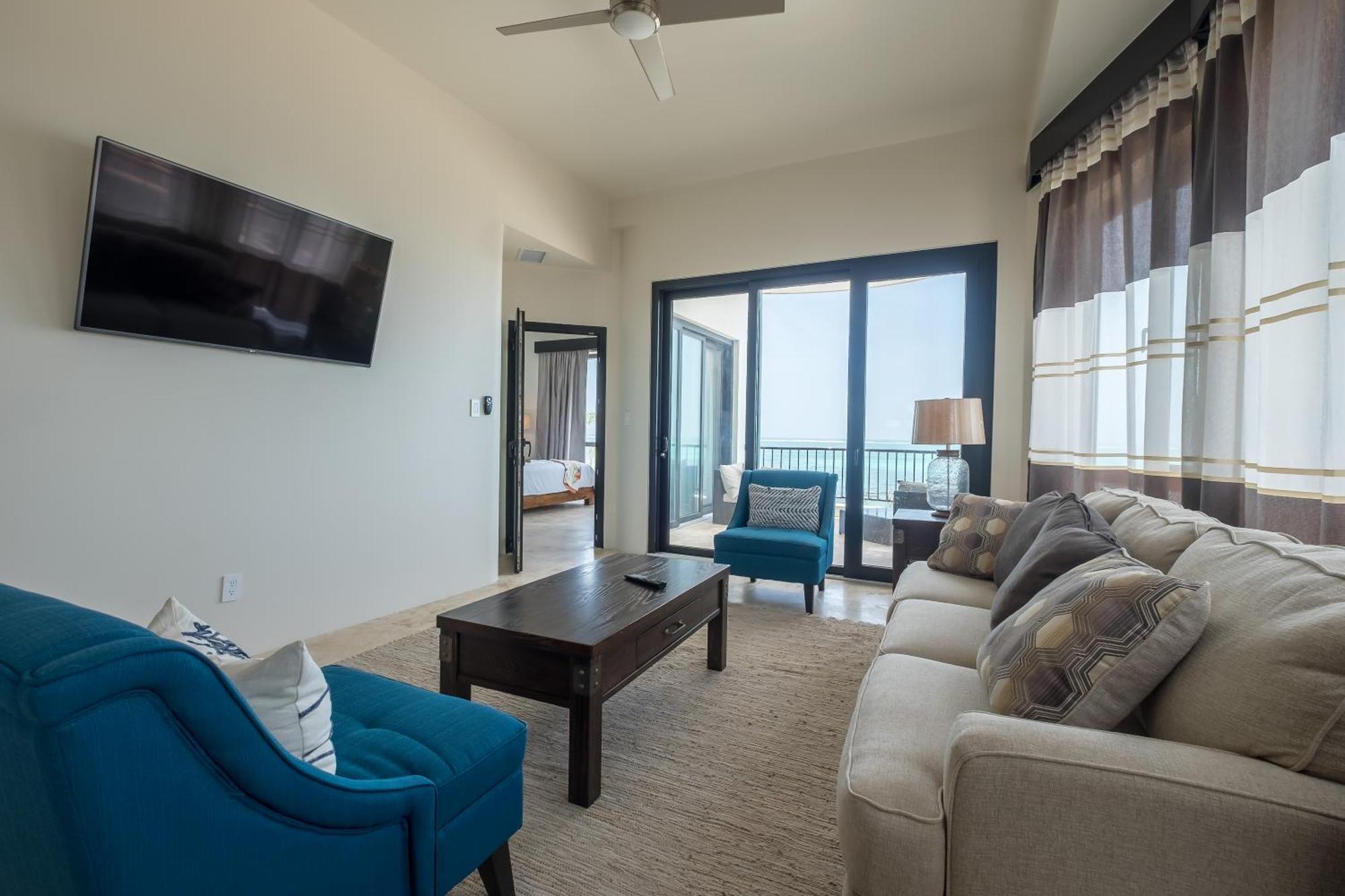 Diamante Beachfront Suites سان بيدرو المظهر الخارجي الصورة
