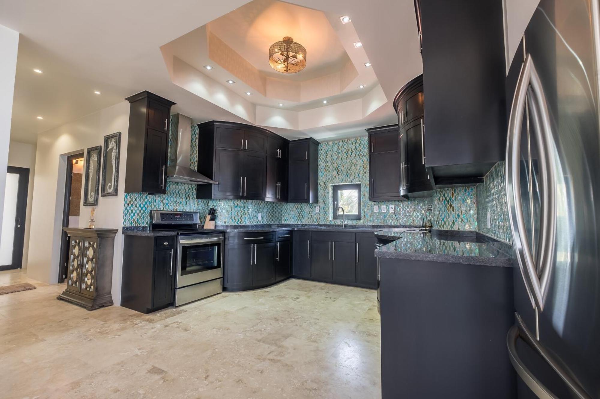 Diamante Beachfront Suites سان بيدرو المظهر الخارجي الصورة