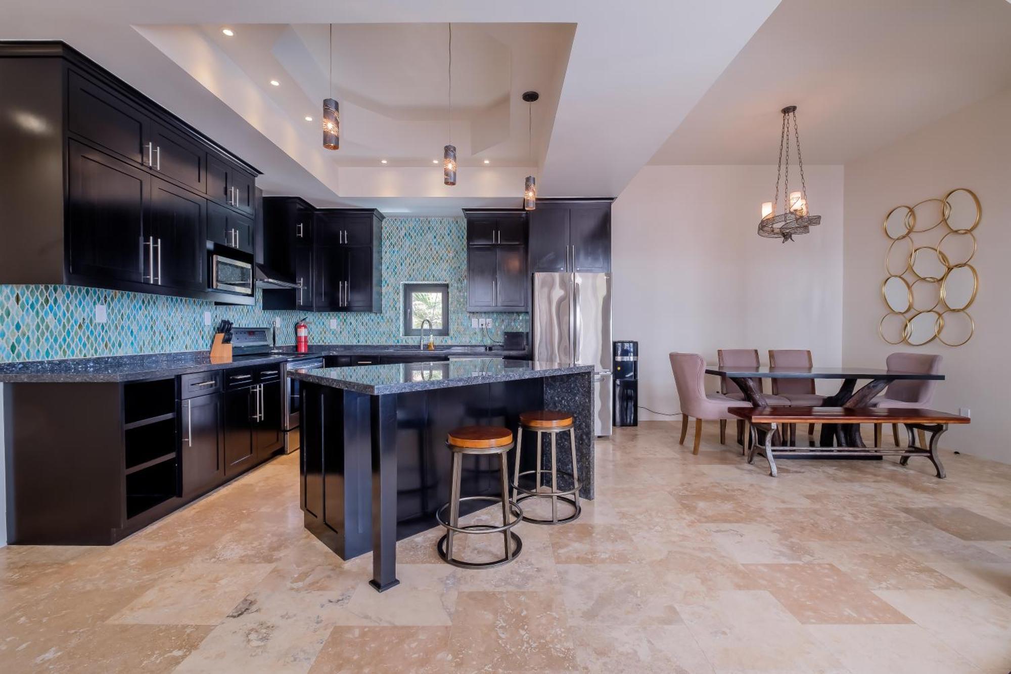 Diamante Beachfront Suites سان بيدرو المظهر الخارجي الصورة