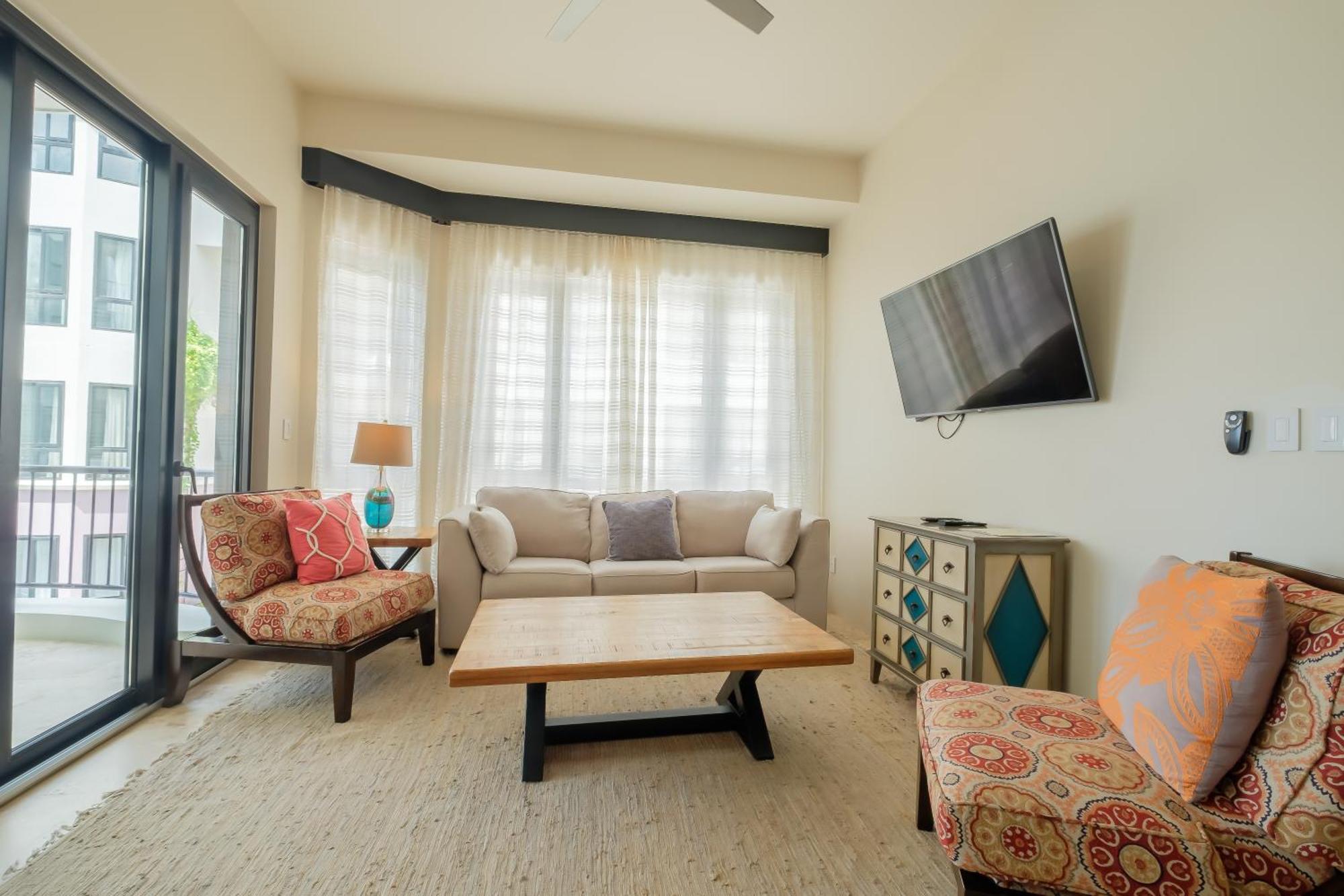 Diamante Beachfront Suites سان بيدرو المظهر الخارجي الصورة