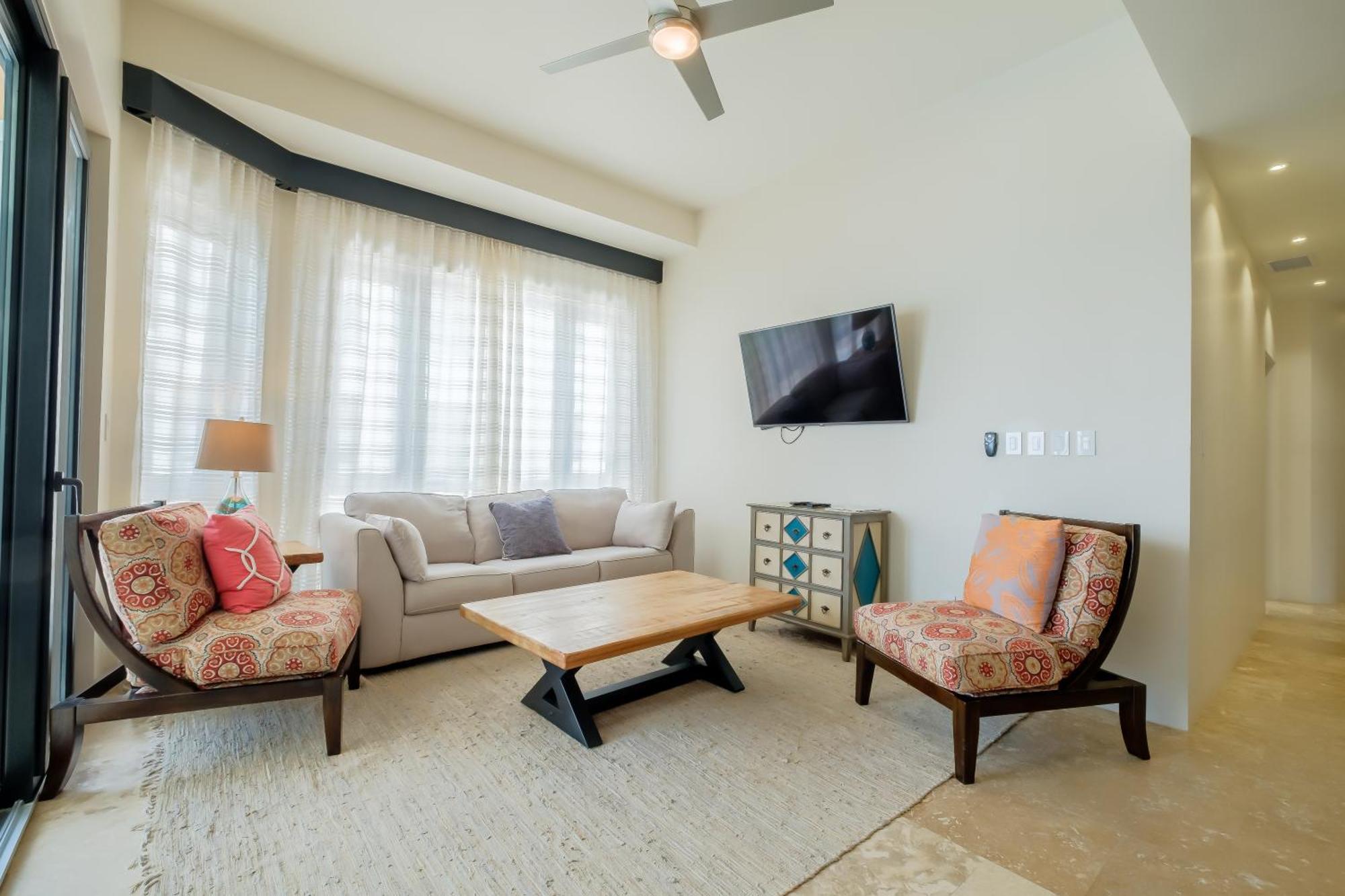 Diamante Beachfront Suites سان بيدرو المظهر الخارجي الصورة