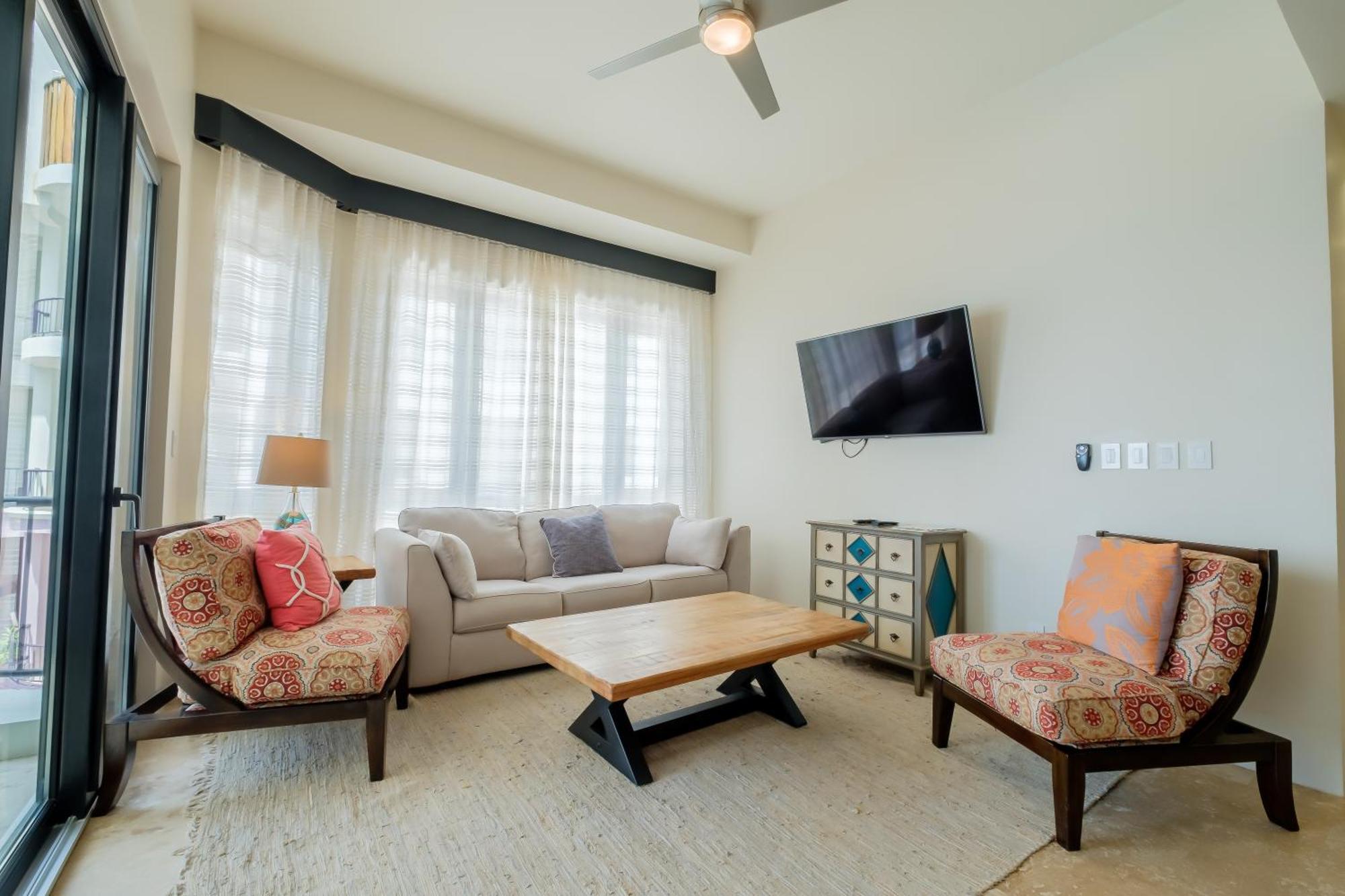 Diamante Beachfront Suites سان بيدرو المظهر الخارجي الصورة